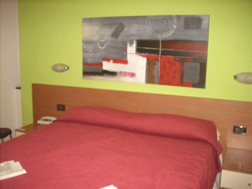 Hotel San Desiderio 2*